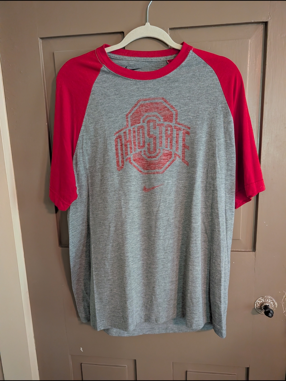 Ohio State Buckeyes Lot Of 4 - Hoodie, Crewneck, Short Sleeve Tees - Picture 9 of 10
